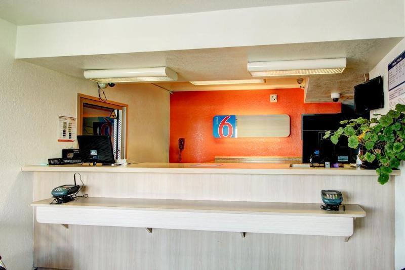 Motel 6-Denver, Co - Airport エクステリア 写真