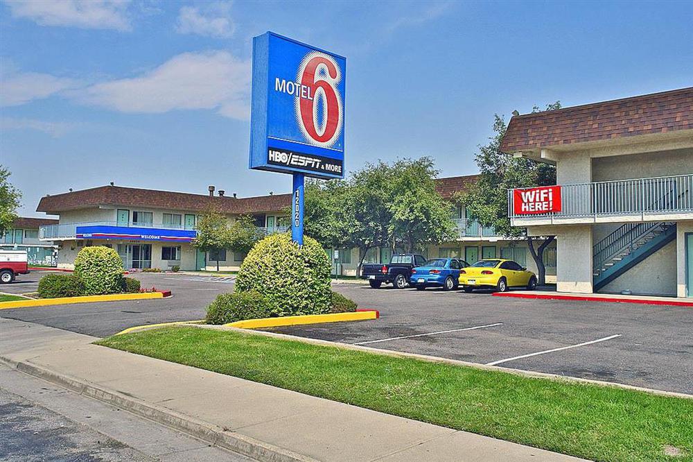 Motel 6-Denver, Co - Airport エクステリア 写真